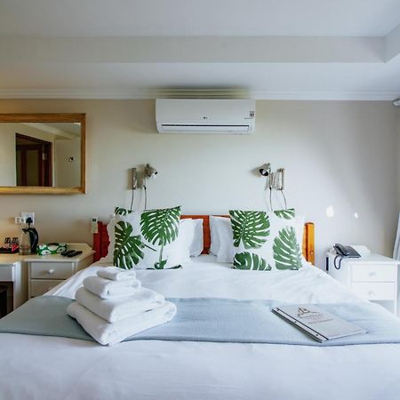 Blaauw Village Guest House Bloubergstrand Kültér fotó