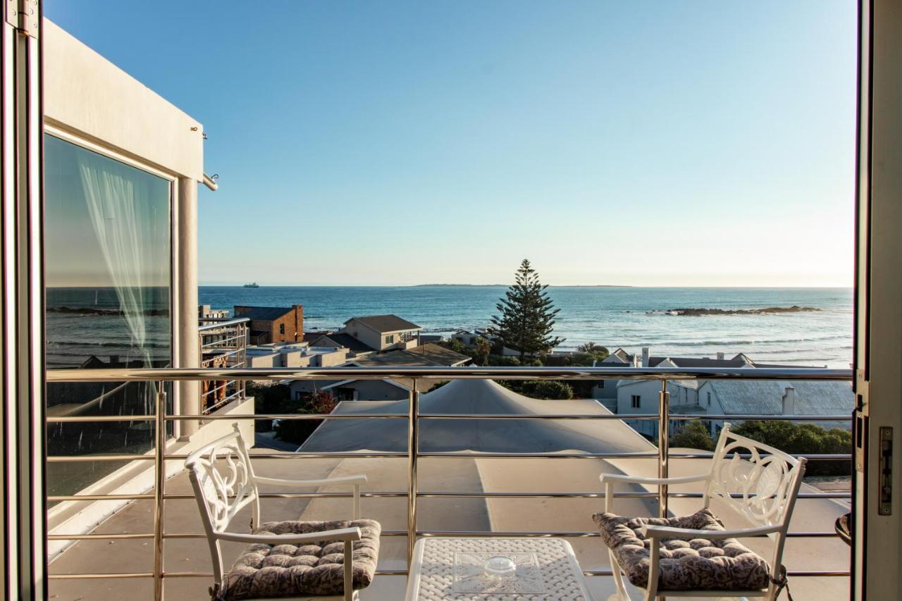 Blaauw Village Guest House Bloubergstrand Kültér fotó