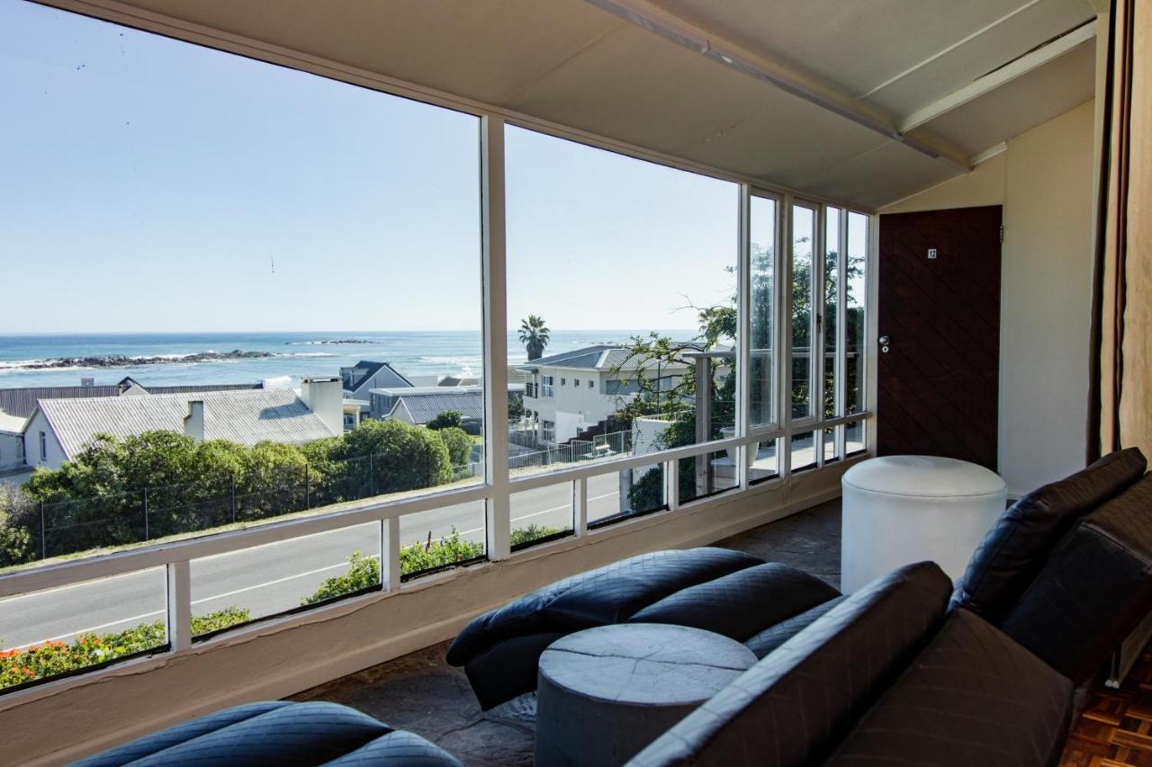 Blaauw Village Guest House Bloubergstrand Kültér fotó